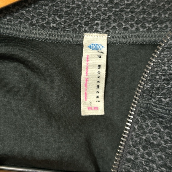 Free People Movement Off the Grid Bell Sleeve Full Zip Gray Jacket Size M - Picture 3 of 6